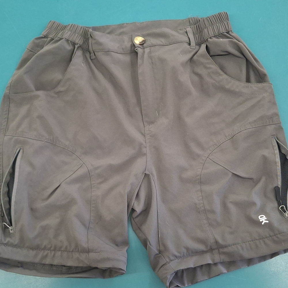 Men's Charcoal Cargo Shorts